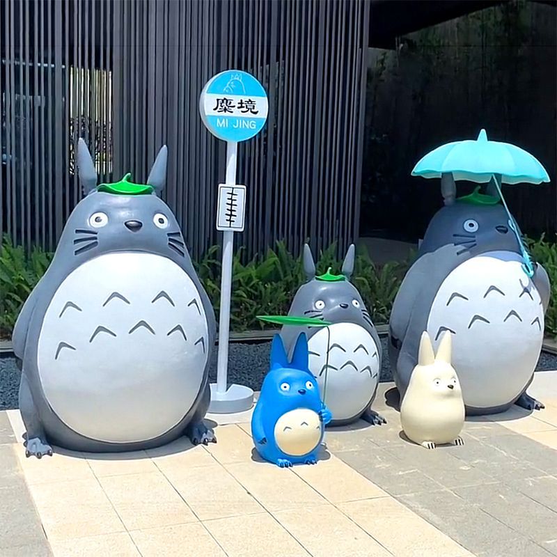 城市龙猫雕塑,动漫雕塑,彩绘效果 城市龙猫雕塑,动漫雕塑,彩绘效果