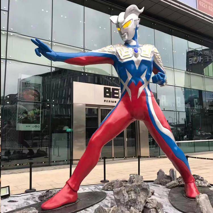 房地产超人雕塑 现代景观动漫雕塑 几何卡通雕塑 房地产超人雕塑 现代景观动漫雕塑 几何卡通雕塑