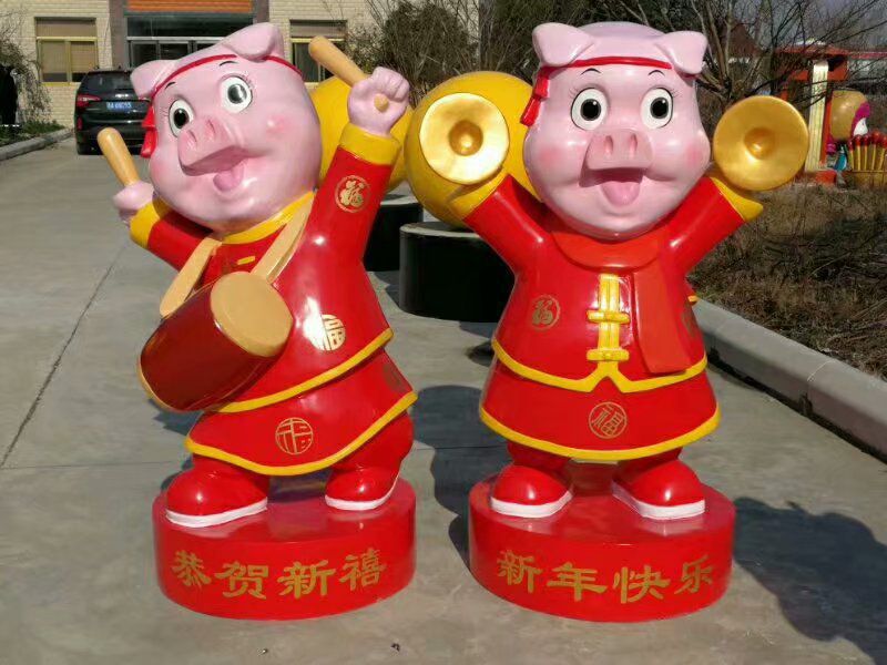店门口小猪佩奇雕塑 创意景观雕塑 卡通摆件 店门口小猪佩奇雕塑 创意景观雕塑 卡通摆件
