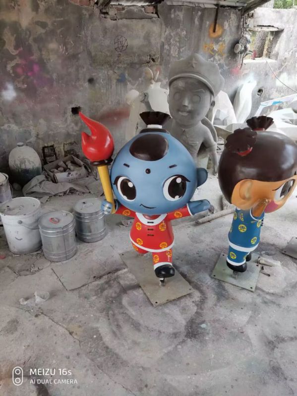 公园娃娃雕塑 酒店门口雕塑 彩绘摆件 公园娃娃雕塑 酒店门口雕塑 彩绘摆件